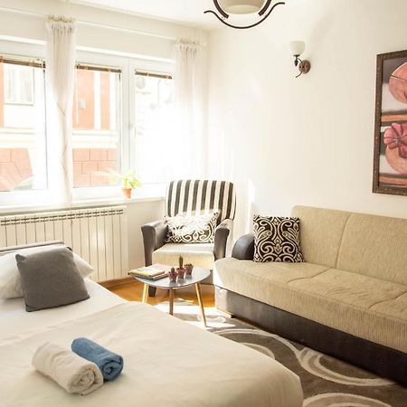 Cute And Cozy Studio With Cathedral View-Excellent Location Сараєво Екстер'єр фото