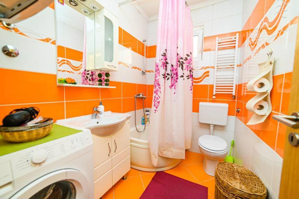 Cute And Cozy Studio With Cathedral View-Excellent Location Сараєво Екстер'єр фото