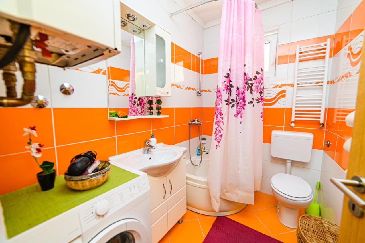 Cute And Cozy Studio With Cathedral View-Excellent Location Сараєво Екстер'єр фото