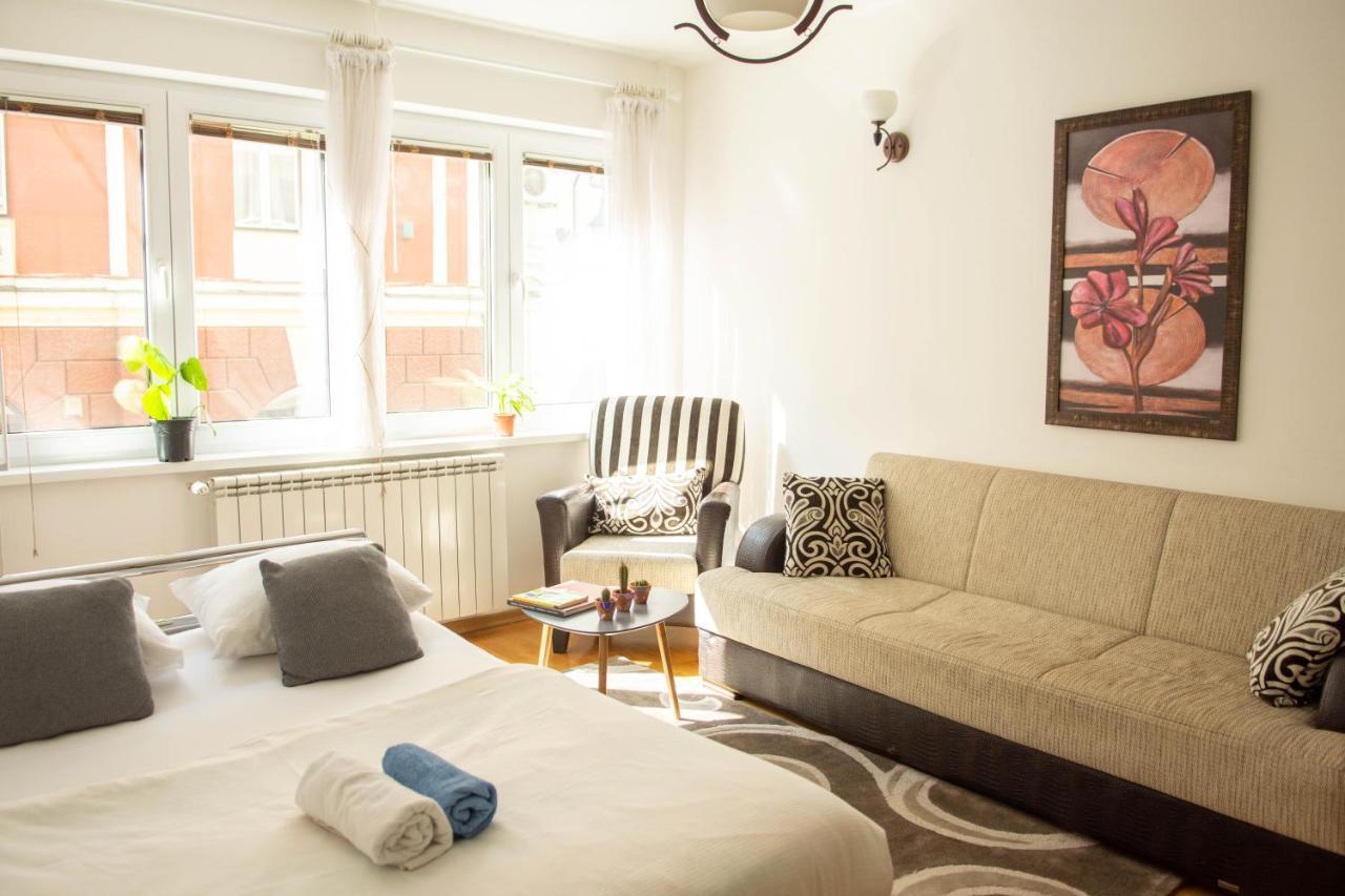 Cute And Cozy Studio With Cathedral View-Excellent Location Сараєво Екстер'єр фото